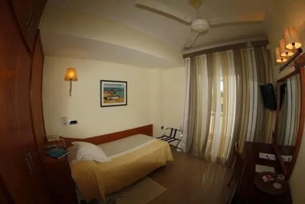 אס פוחולס Hotel Sa Volta 3*, אס פוחולס ספרד